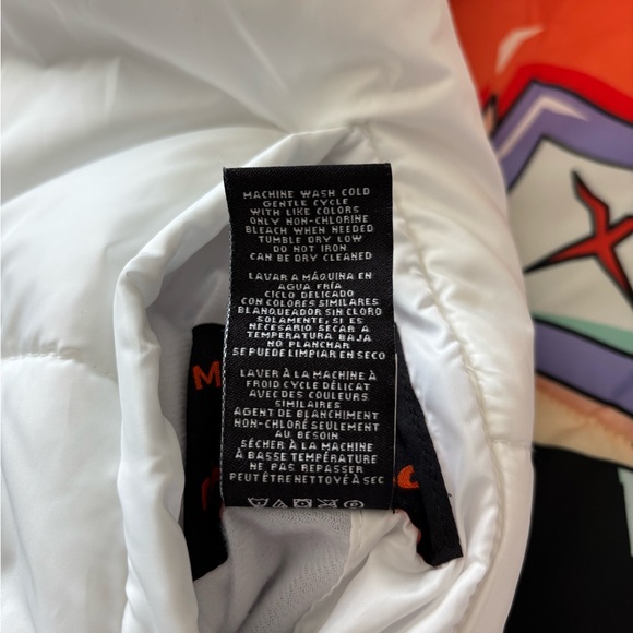 Members Only Rugrats Character Puffer Jacket - Picture 15 of 15